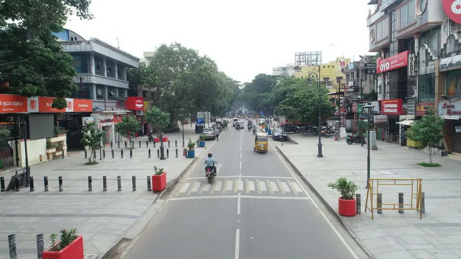 Daily Obstacle Race on MC Road as Pedestrian Plaza Project Remains