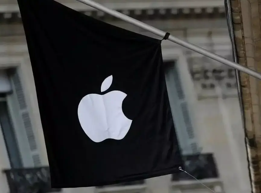 Apple India leases 12616 sqft space at Sky City Mall