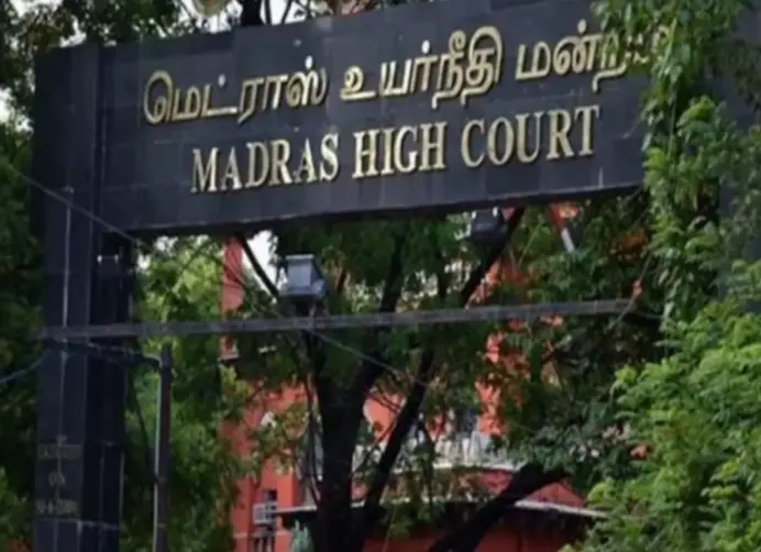 A Sub-registrar can decline the registration of a house site